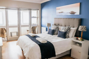 New Cumberland- Beachfront apartment-Ocean Views-WiFi